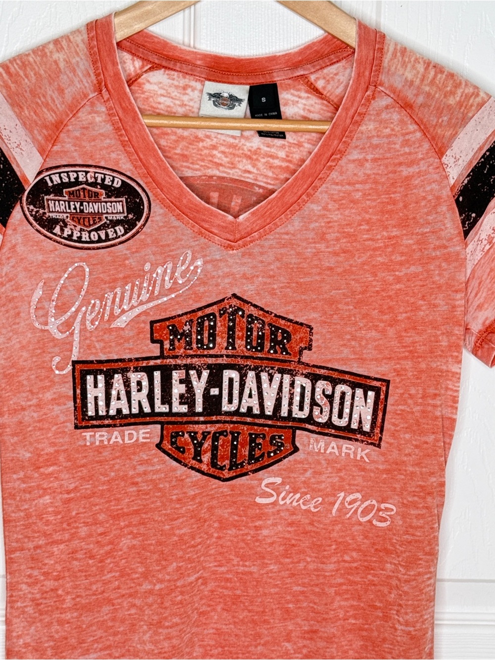 Harley-Davidson Women's Genuine Oil Can Burnout V-neck Tee Vintage Orange Small - Picture 3 of 10